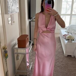 Elegant Pink Sleeveless Dress